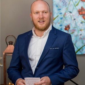 Meet your Posher, Justin